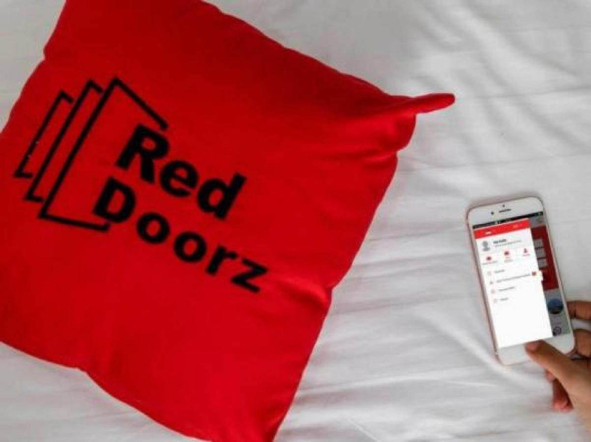 Hotel Reddoorz Syariah At Jalan Cilik Riwut Kapuas Kualakapuas Exterior foto
