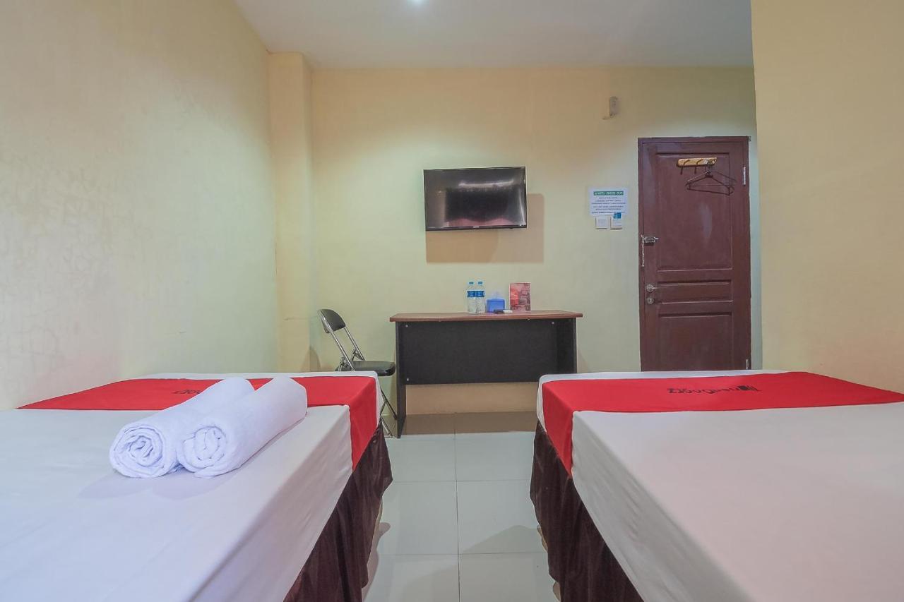 Hotel Reddoorz Syariah At Jalan Cilik Riwut Kapuas Kualakapuas Exterior foto